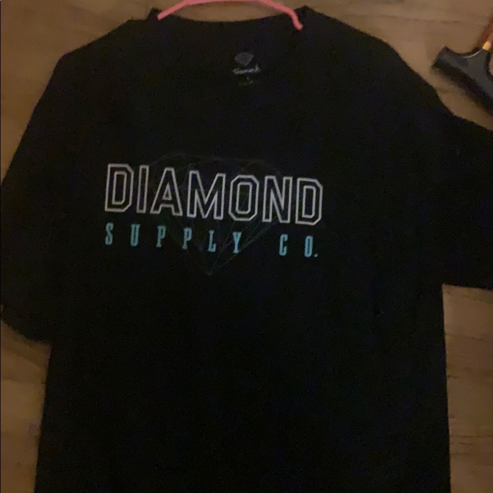 Black t shirt